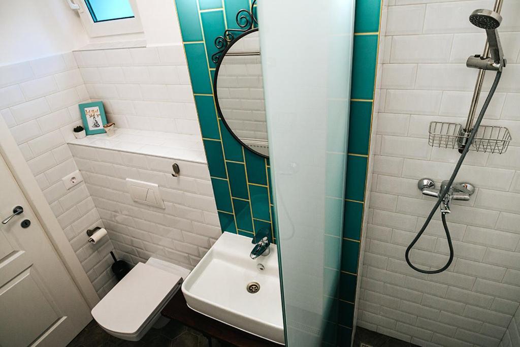 Old Citadel Hill Apartment براشوف المظهر الخارجي الصورة