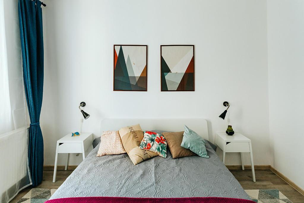 Old Citadel Hill Apartment براشوف المظهر الخارجي الصورة