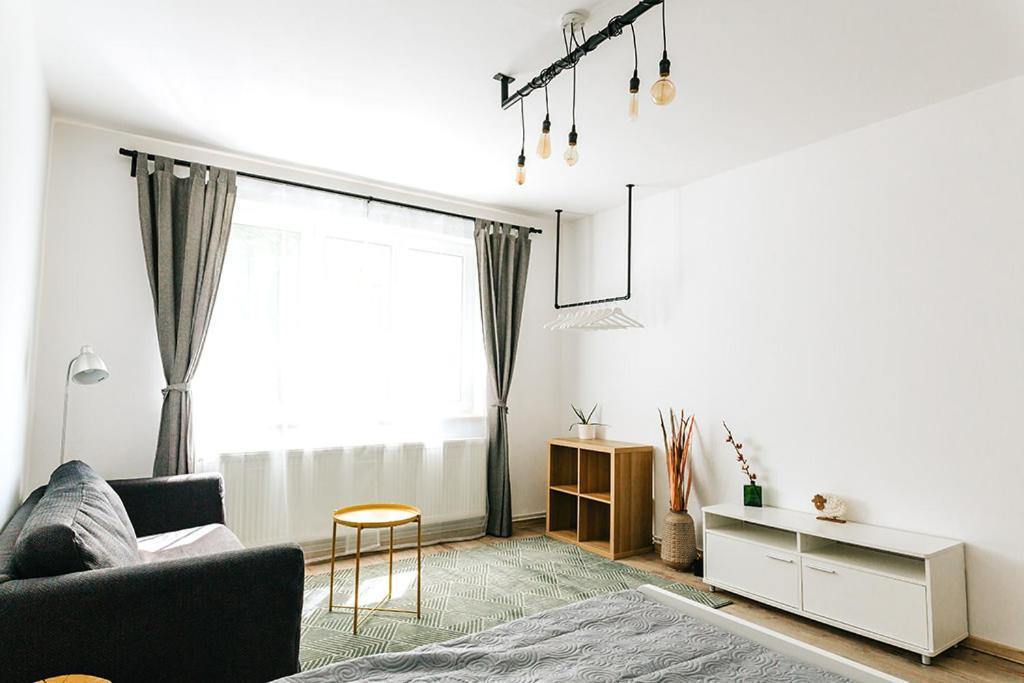 Old Citadel Hill Apartment براشوف المظهر الخارجي الصورة